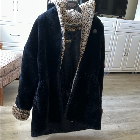 Jackets & Blazers - Women's Black Faux Fur Coat with Leopard Trim and Hood